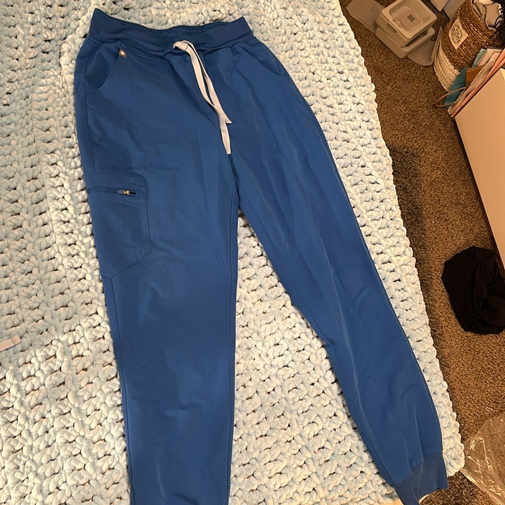 Figs Jogger Scrubs